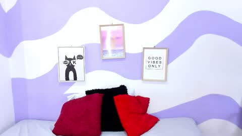 Snapshot of violeta_1404 chatting on 31, 10, 2025 violeta_1404 online show from 31, 10, 2025