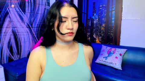     online show from 22, 1, 2025