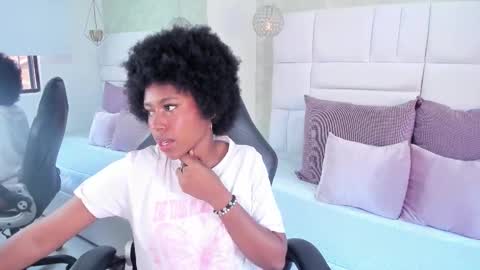 Violeta Ruiz online show from 18, 11, 2025