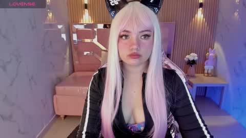 IG violeta sub online show from 10, 3, 2025