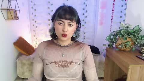Snapshot of violeta_ximenez chatting on 16, 10, 2025 Violeta online show from 16, 10, 2025