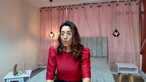 VIOLETA online show from 16, 1, 2025