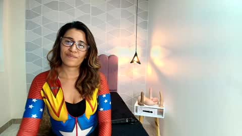 VIOLETA online show from 28, 1, 2025