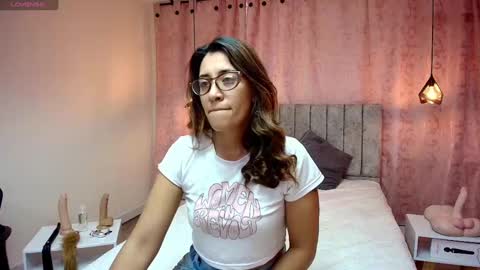 VIOLETA online show from 28, 2, 2025
