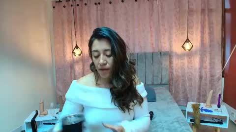 VIOLETA online show from 19, 9, 2025