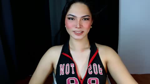 Snapshot of violetasha chatting on 1, 2, 2025 violet online show from 1, 2, 2025