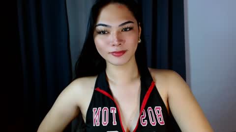 Snapshot of violetasha chatting on 4, 2, 2025 violet online show from 4, 2, 2025