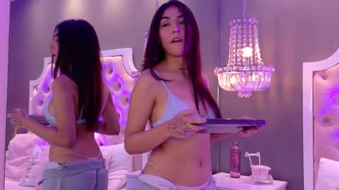 Cute Violet online show from 28, 10, 2025