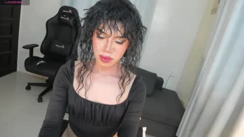 Violet online show from 26, 12, 2024