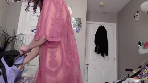 Snapshot of violethooper chatting on 7, 3, 2025 Violet Hooper online show from 7, 3, 2025