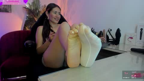 violetparkker online show from 31, 1, 2025