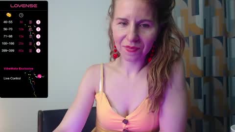 Violet  next stream December 6 online show from 7, 12, 2024