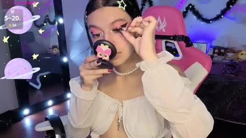   online show from 14, 12, 2025