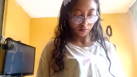 Snapshot of violetsexhot999 chatting on 16, 9, 2025 Violet777 online show from 16, 9, 2025