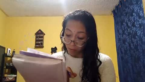 Snapshot of violetsexhot999 chatting on 7, 10, 2025 Violet777 online show from 7, 10, 2025