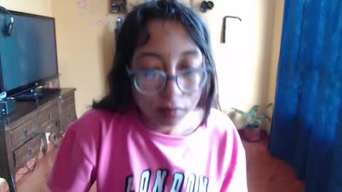 Snapshot of violetsexhot999 chatting on 17, 10, 2025 Violet777 online show from 17, 10, 2025