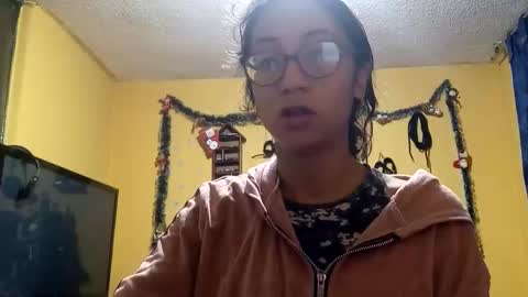 Snapshot of violetsexhot999 chatting on 15, 11, 2025 Violet777 online show from 15, 11, 2025