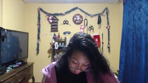 Snapshot of violetsexhot999 chatting on 18, 11, 2025 Violet777 online show from 18, 11, 2025