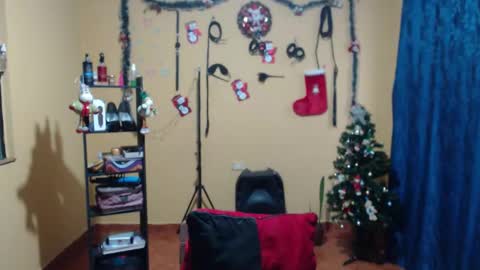 Snapshot of violetsexhot999 chatting on 20, 11, 2025 Violet777 online show from 20, 11, 2025