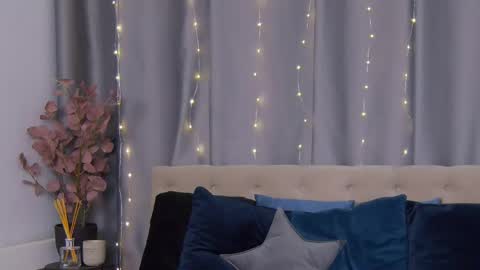 VioletSwone online show from 9, 2, 2025