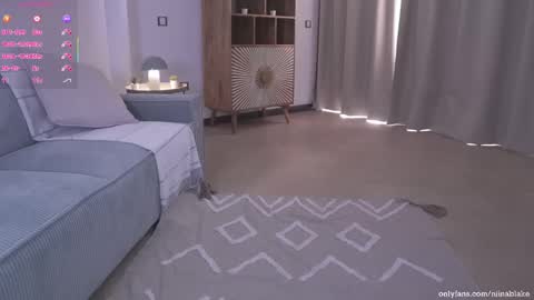 Ig violett bray online show from 11, 3, 2026