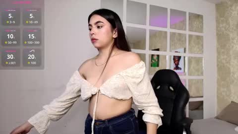 VIOLETTE online show from 2, 11, 2025