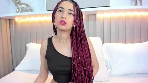 Violett  online show from 15, 10, 2025