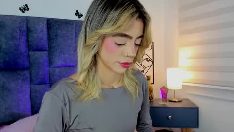 Violetta Ficher online show from 19, 1, 2026