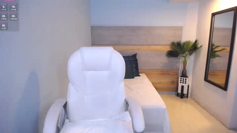 Violetta online show from 6, 12, 2024