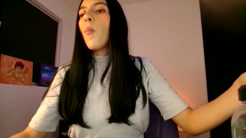 Violetta....Follow me in Twitter... online show from 3, 2, 2026