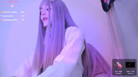 Snapshot of violettbones chatting on 19, 12, 2024 Violett online show from 19, 12, 2024