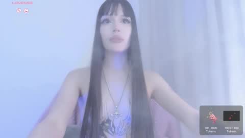 Snapshot of violettbones chatting on 15, 10, 2025 Violett online show from 15, 10, 2025