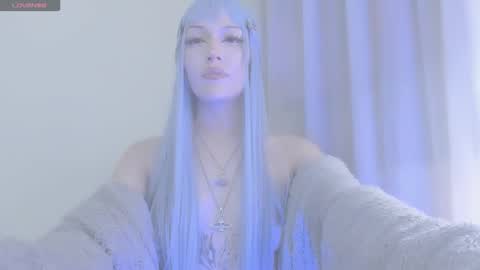 Snapshot of violettbones chatting on 25, 10, 2025 Violett online show from 25, 10, 2025