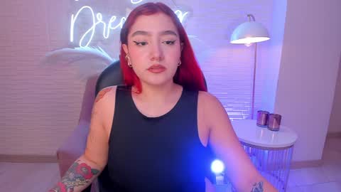 Violett Castel online show from 29, 12, 2024