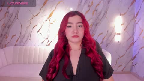 Violett Castel online show from 15, 2, 2025