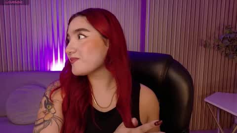 Violett Castel online show from 7, 11, 2025