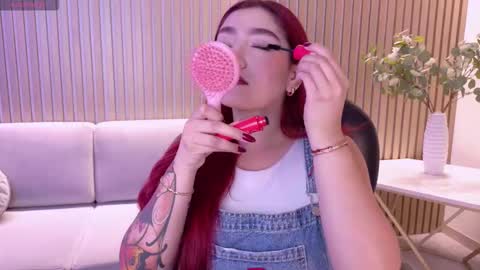 Violett Castel online show from 24, 2, 2026