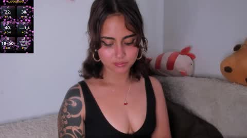 Violette  online show from 8, 9, 2025