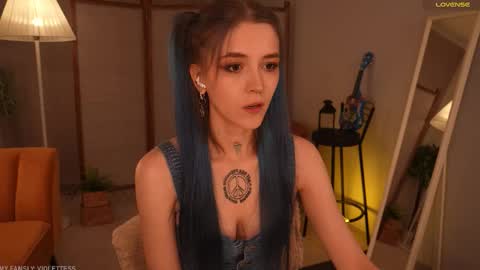 violettessa online show from 22, 10, 2025