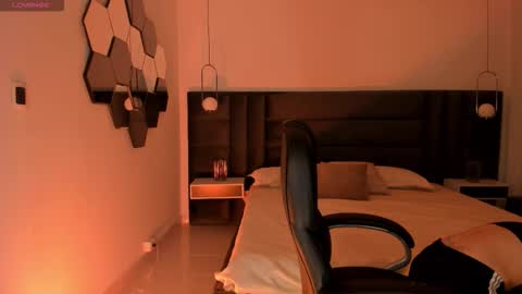 Violett  online show from 21, 3, 2026