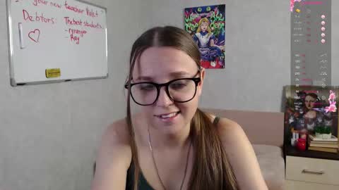 Snapshot of violetwin chatting on 17, 10, 2025 Violet online show from 17, 10, 2025