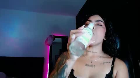  Violet  online show from 22, 11, 2025