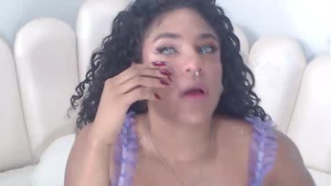 violetxia_ online show from 27, 3, 2026