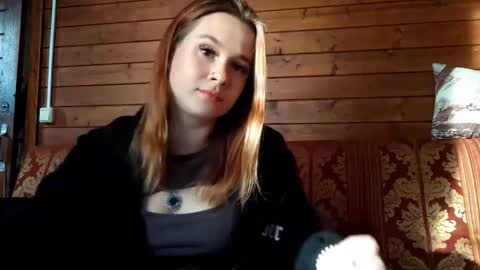 Mia online show from 3, 10, 2025