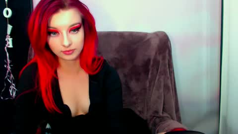 VirginLuna online show from 9, 12, 2024