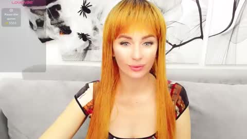 Snapshot of vita_flowen chatting on 3, 11, 2025 Vita online show from 3, 11, 2025