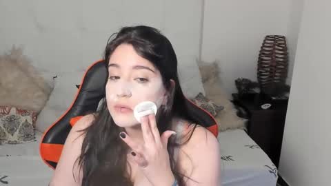 Snapshot of vitaxviper chatting on 15, 11, 2025 Vit a Viper online show from 15, 11, 2025