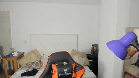 Snapshot of vitaxviper chatting on 26, 11, 2025 Vit a Viper online show from 26, 11, 2025