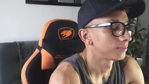 Snapshot of vito_benz chatting on 26, 10, 2025 VITO BENZ online show from 26, 10, 2025