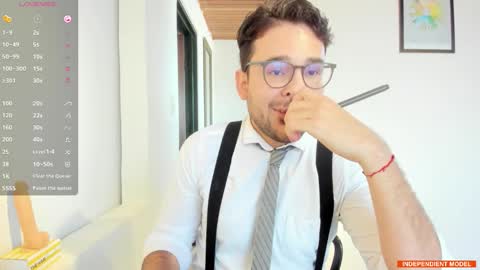 Vito Ferrer online show from 19, 10, 2025